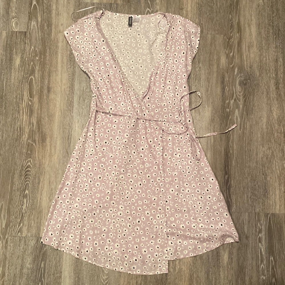 cross body Lavender flower dress size xxs